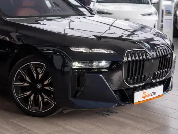 BMW Seria 7 M760e xDrive G70