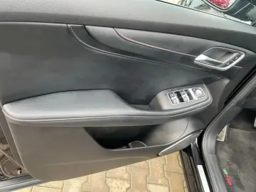 MG MG EHS PLUG-IN HYBRID 1.5 T-GDI 258CP  Autonomie EV (WLTP