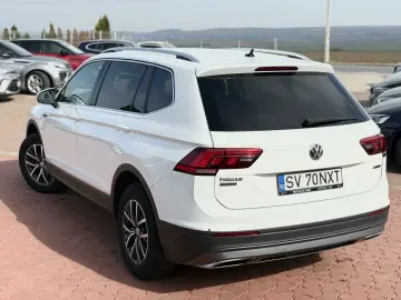 Volkswagen Tiguan - 7 Locuri