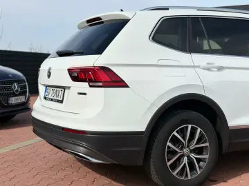 Volkswagen Tiguan - 7 Locuri