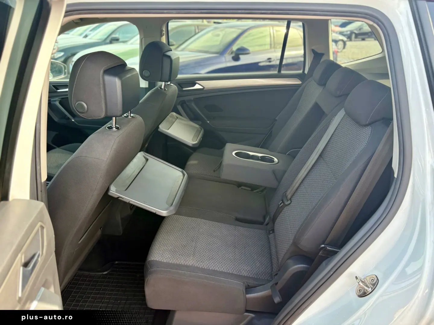 Volkswagen Tiguan - 7 Locuri