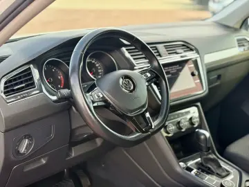 Volkswagen Tiguan - 7 Locuri