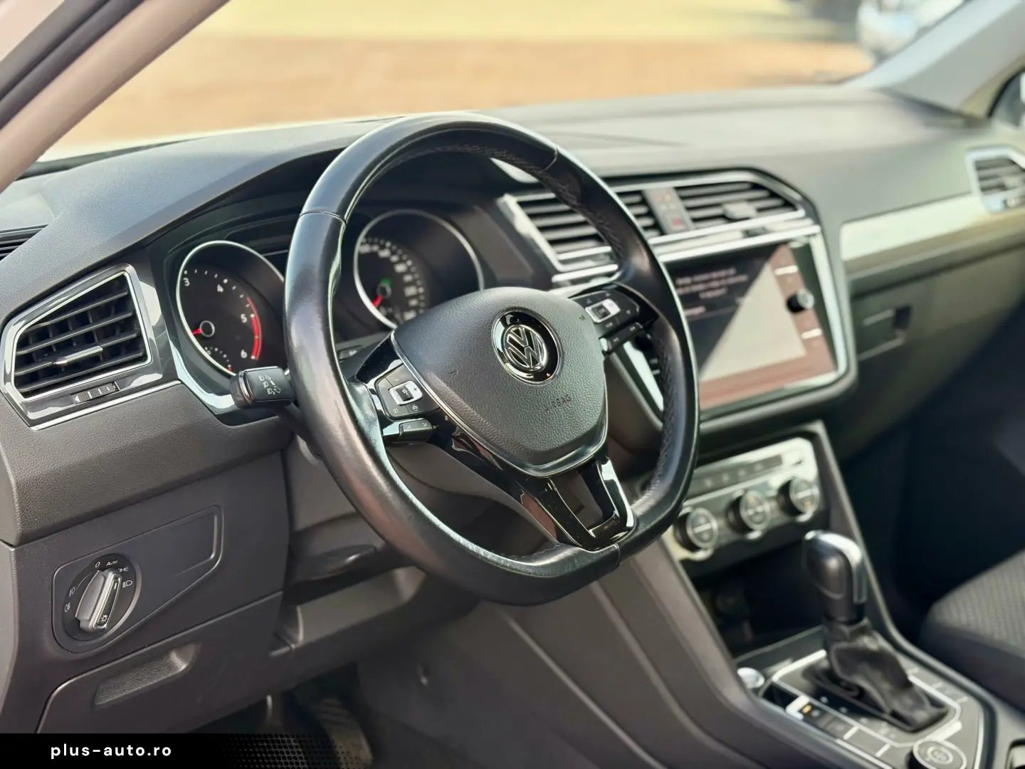 Volkswagen Tiguan - 7 Locuri