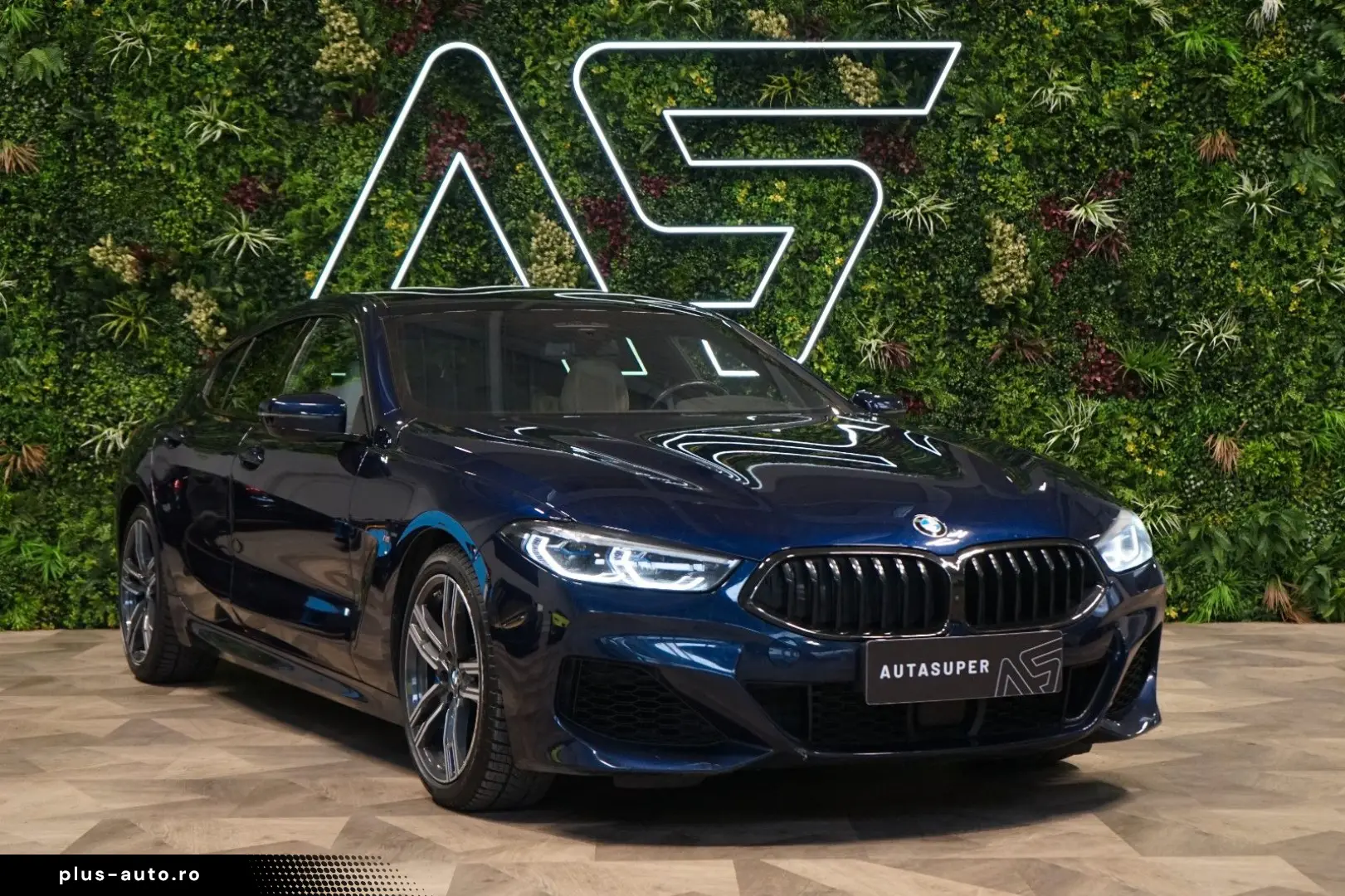 BMW 840i XDRIVE B&W PANO HUD CARBON 43.636 € NETTO