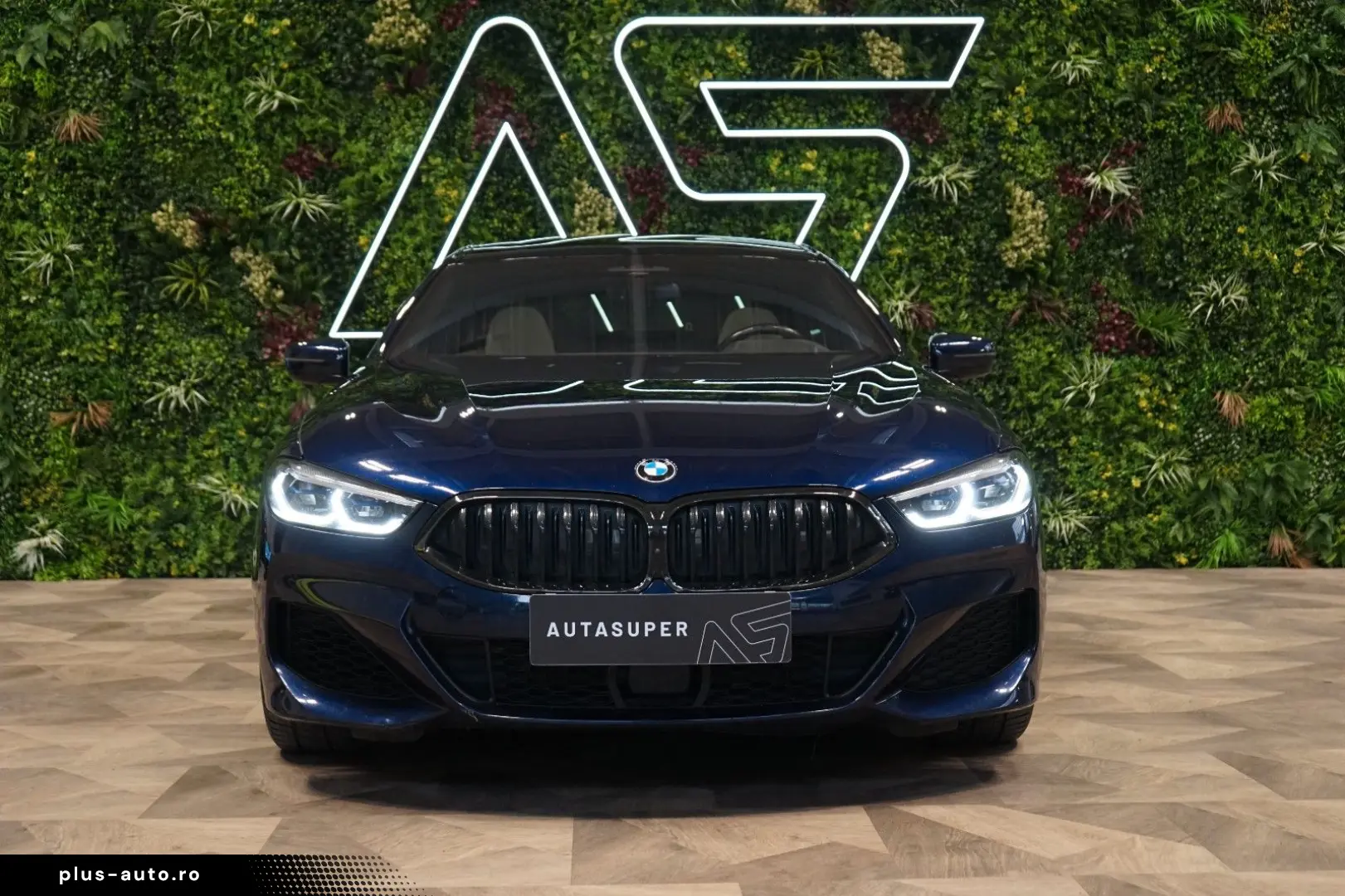 BMW 840i XDRIVE B&W PANO HUD CARBON 43.636 € NETTO