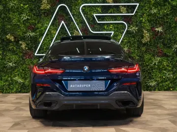 BMW 840i XDRIVE B&W PANO HUD CARBON 43.636 € NETTO