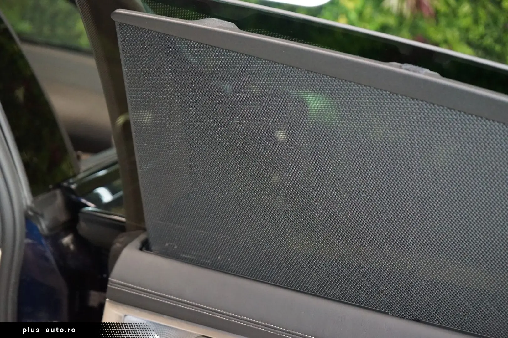 BMW 840i XDRIVE B&W PANO HUD CARBON 43.636 € NETTO