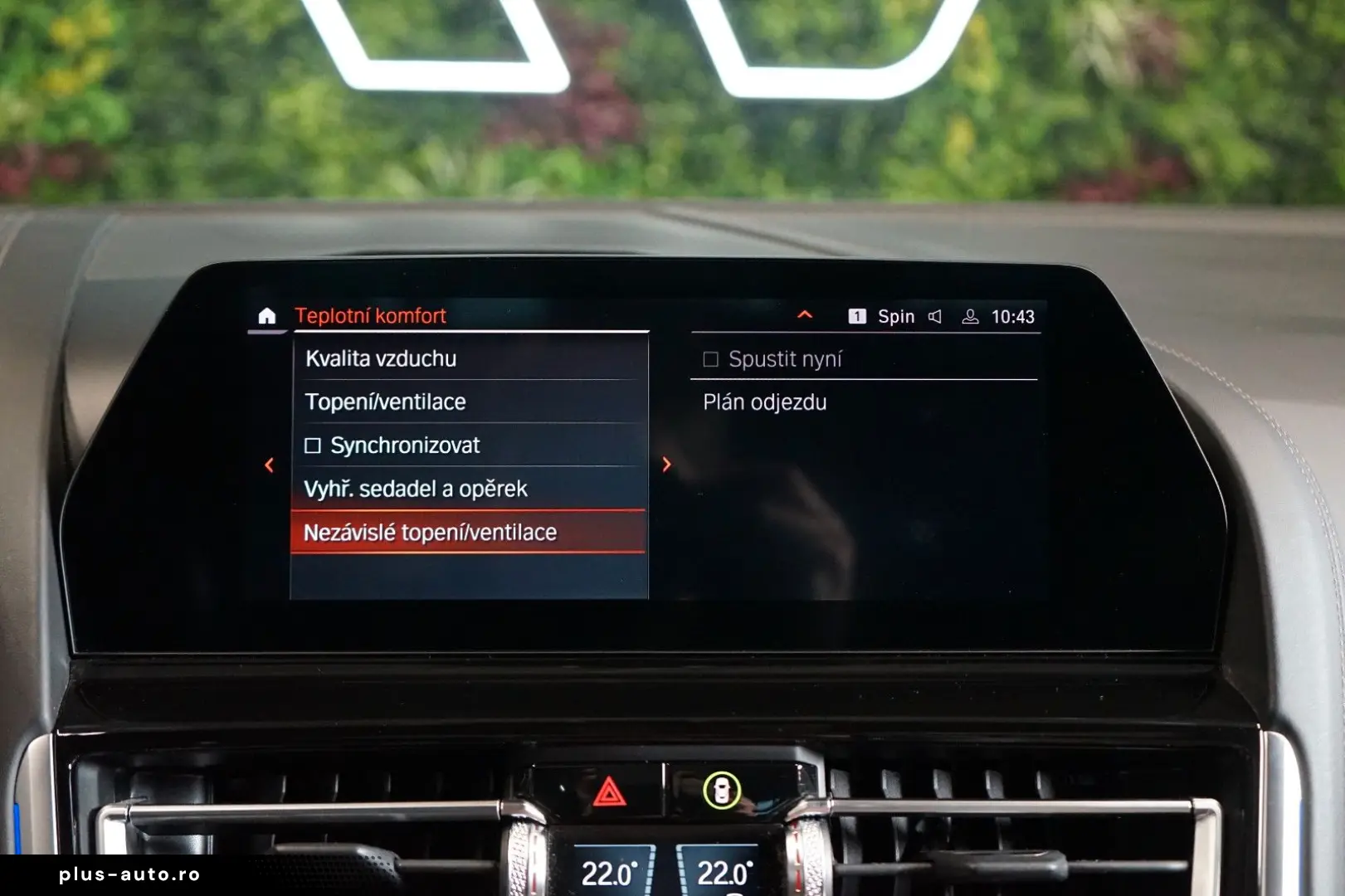 BMW 840i XDRIVE B&W PANO HUD CARBON 43.636 € NETTO