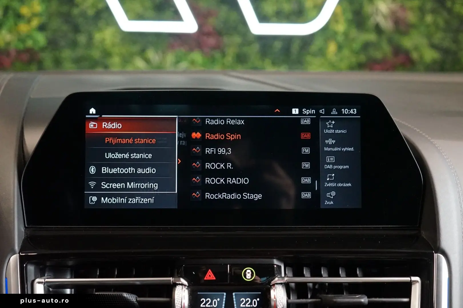 BMW 840i XDRIVE B&W PANO HUD CARBON 43.636 € NETTO