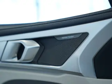 BMW 840 i Cabrio M Sportpaket 1.H  ACC Laser Shadow