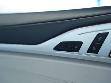 BMW 840 i Cabrio M Sportpaket 1.H  ACC Laser Shadow