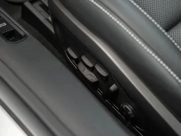 PORSCHE 992.1 Turbo Cabriolet   CARBON   APPROVED