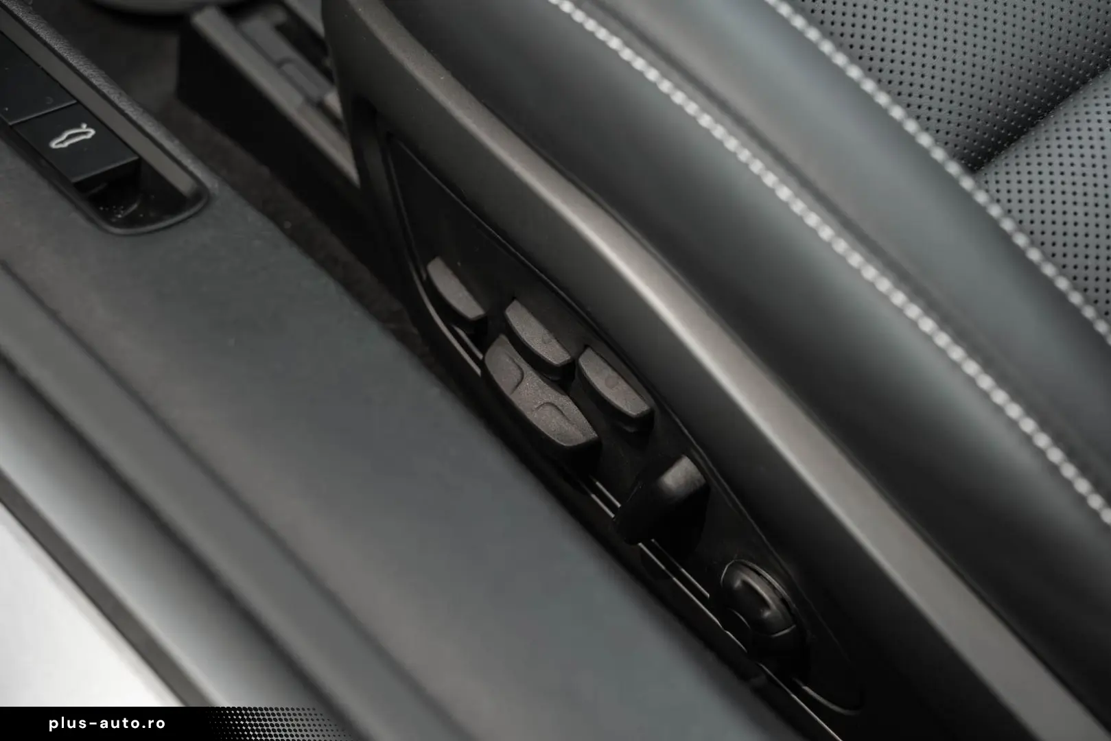 PORSCHE 992.1 Turbo Cabriolet   CARBON   APPROVED