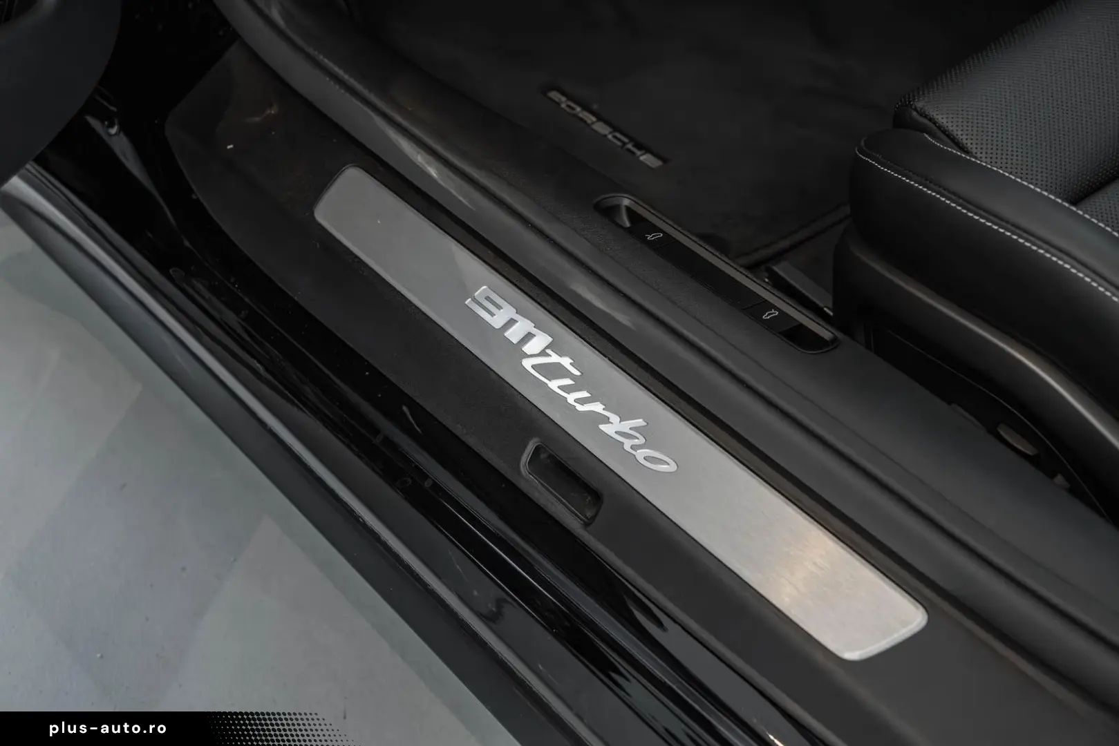 PORSCHE 992.1 Turbo Cabriolet   CARBON   APPROVED