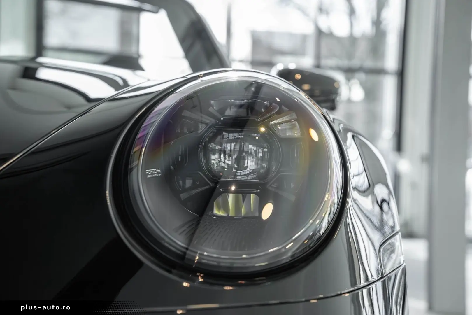 PORSCHE 992.1 Turbo Cabriolet   CARBON   APPROVED