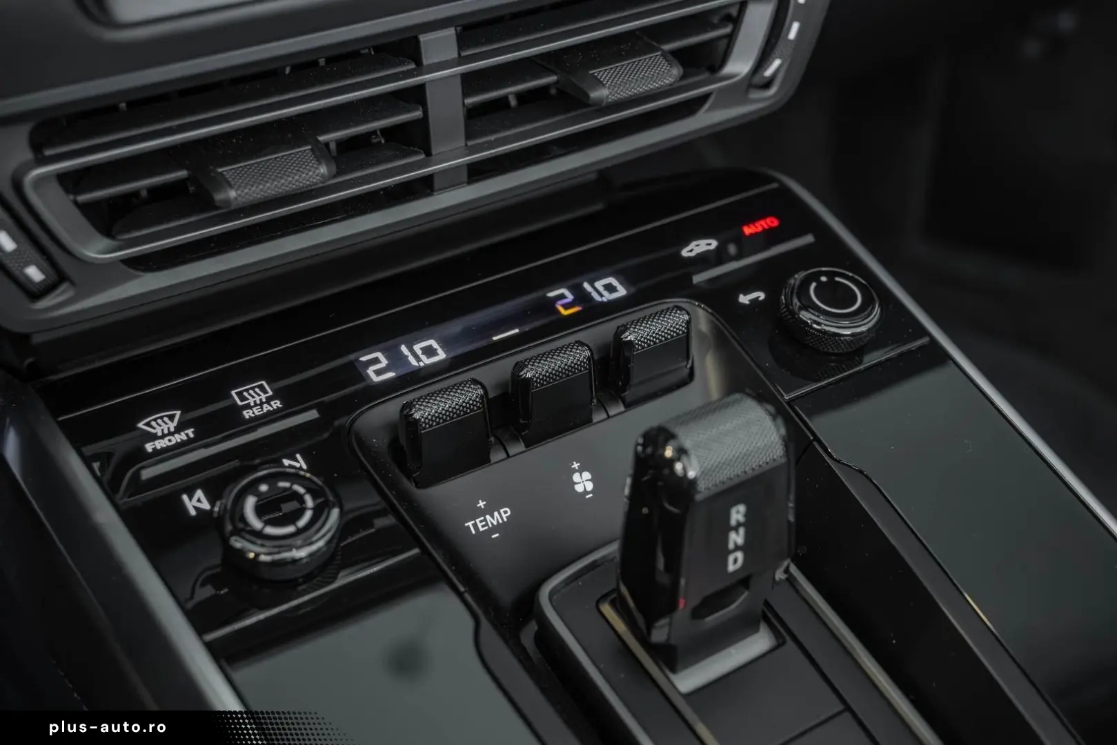 PORSCHE 992.1 Turbo Cabriolet   CARBON   APPROVED