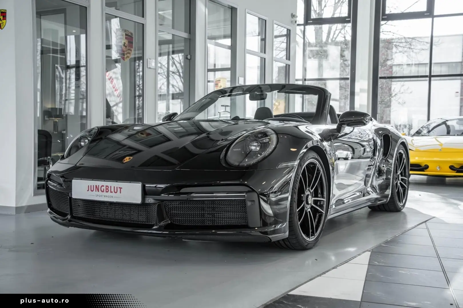PORSCHE 992.1 Turbo Cabriolet   CARBON   APPROVED