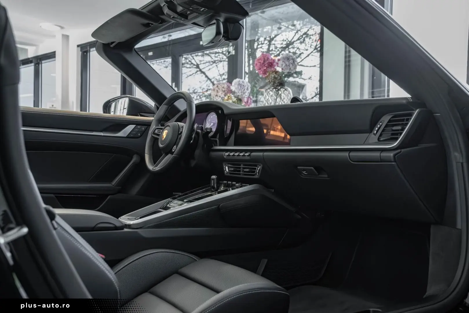 PORSCHE 992.1 Turbo Cabriolet   CARBON   APPROVED