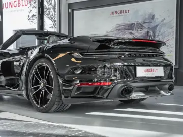 PORSCHE 992.1 Turbo Cabriolet   CARBON   APPROVED