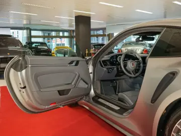 PORSCHE 992 Turbo S ACC Aero-Kit Lift Burmester PDLS