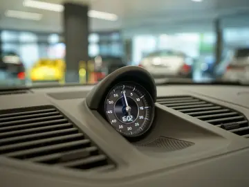 PORSCHE 992 Turbo S ACC Aero-Kit Lift Burmester PDLS