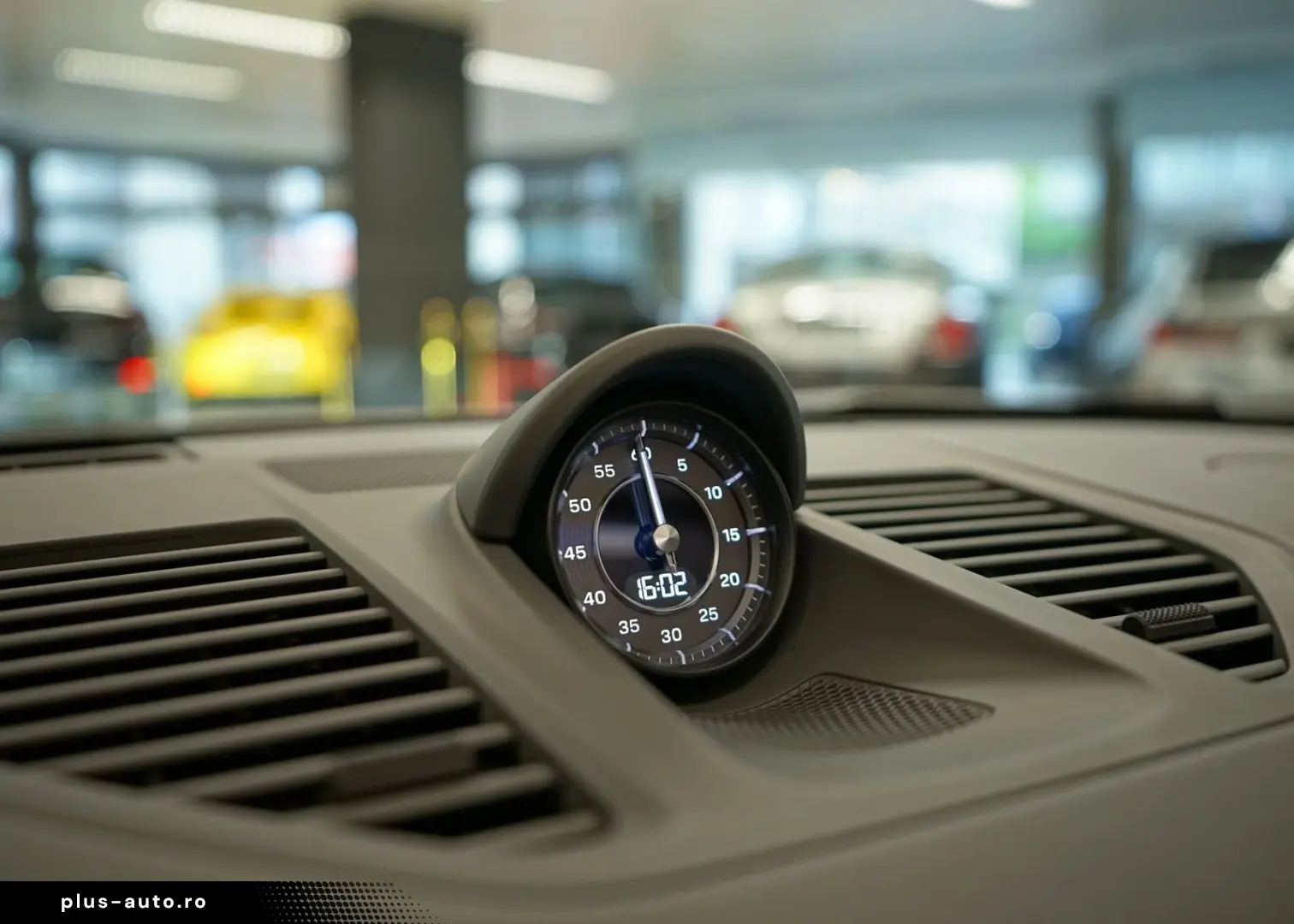 PORSCHE 992 Turbo S ACC Aero-Kit Lift Burmester PDLS