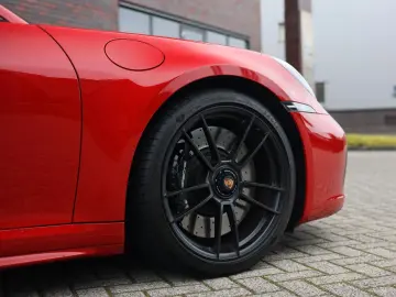 PORSCHE 992 Carrera 4 GTS   PDCC - Pano - Camera - PASM