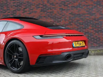PORSCHE 992 Carrera 4 GTS   PDCC - Pano - Camera - PASM
