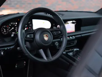 PORSCHE 992 Carrera 4 GTS   PDCC - Pano - Camera - PASM