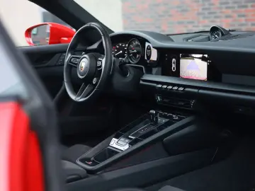 PORSCHE 992 Carrera 4 GTS   PDCC - Pano - Camera - PASM