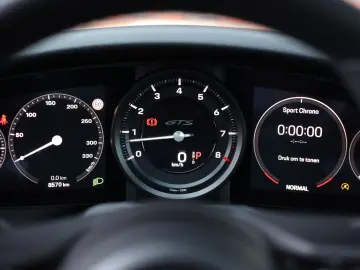 PORSCHE 992 Carrera 4 GTS   PDCC - Pano - Camera - PASM