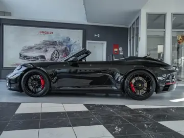 PORSCHE 992.1 GTS Cabriolet   2. Hand   Approved 01 27