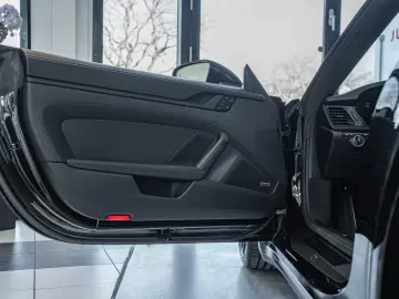 PORSCHE 992.1 GTS Cabriolet   2. Hand   Approved 01 27