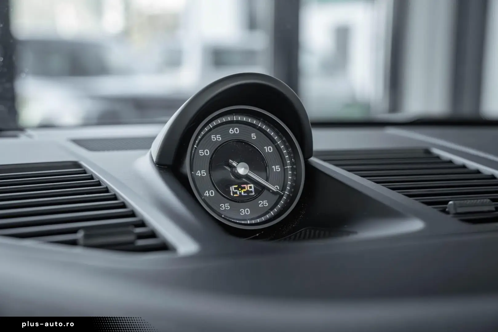 PORSCHE 992.1 GTS Cabriolet   2. Hand   Approved 01 27