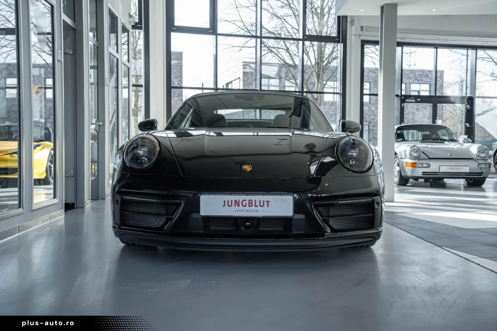 PORSCHE 992.1 GTS Cabriolet   2. Hand   Approved 01 27