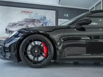 PORSCHE 992.1 GTS Cabriolet   2. Hand   Approved 01 27