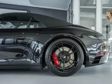 PORSCHE 992.1 GTS Cabriolet   2. Hand   Approved 01 27
