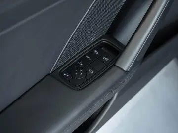 PORSCHE 992.1 GTS Cabriolet   2. Hand   Approved 01 27