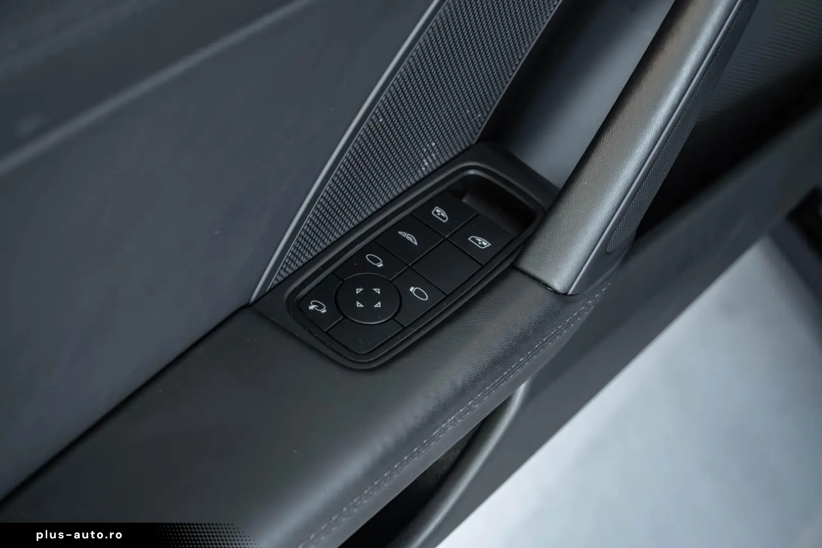 PORSCHE 992.1 GTS Cabriolet   2. Hand   Approved 01 27