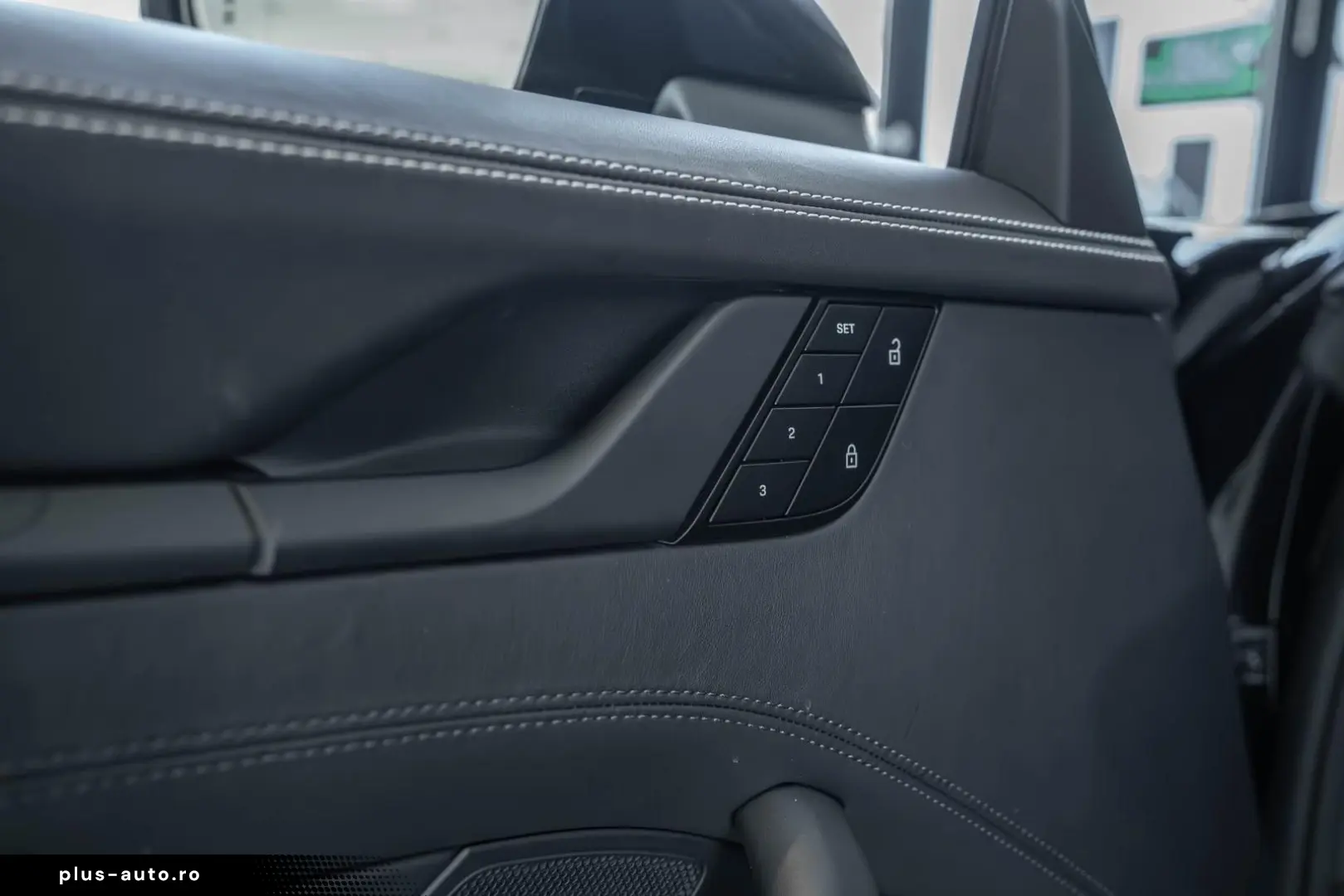 PORSCHE 992.1 GTS Cabriolet   2. Hand   Approved 01 27