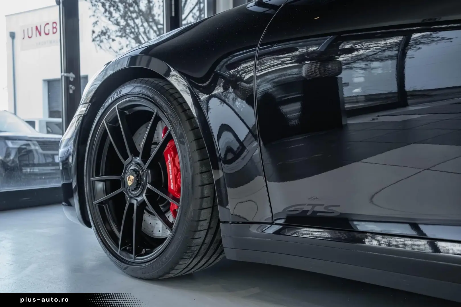 PORSCHE 992.1 GTS Cabriolet   2. Hand   Approved 01 27