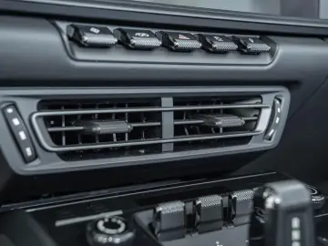 PORSCHE 992.1 GTS Cabriolet   2. Hand   Approved 01 27