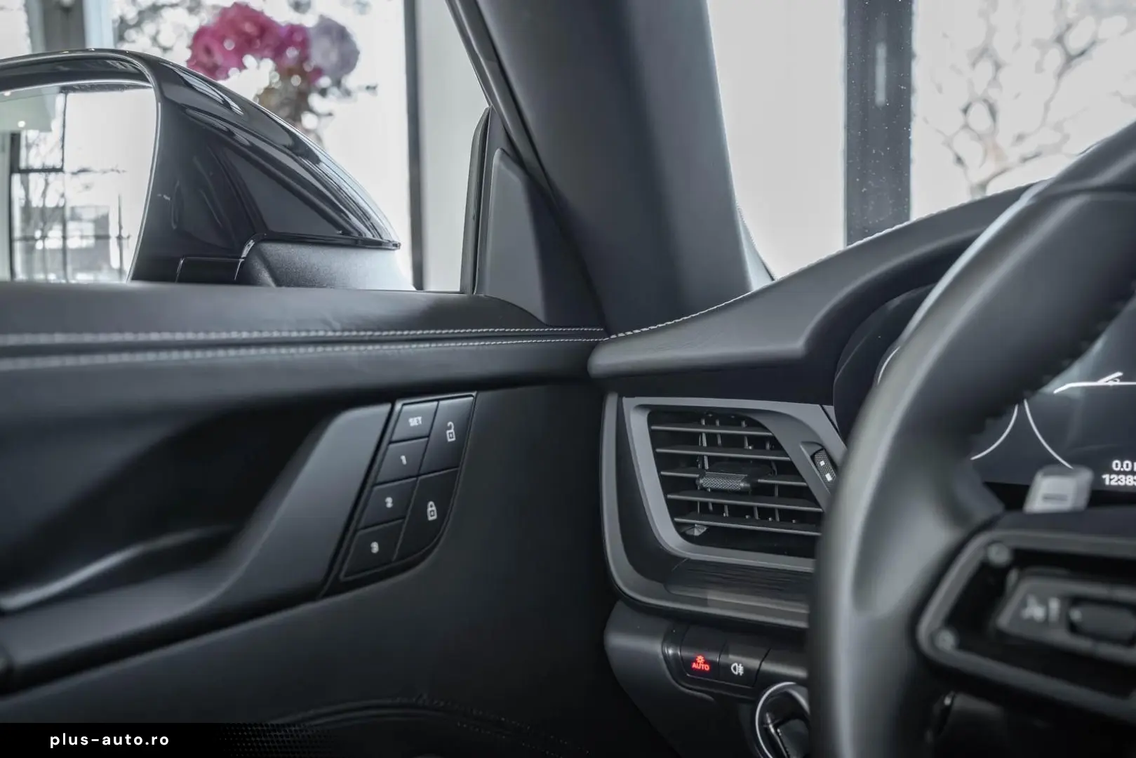 PORSCHE 992.1 GTS Cabriolet   2. Hand   Approved 01 27