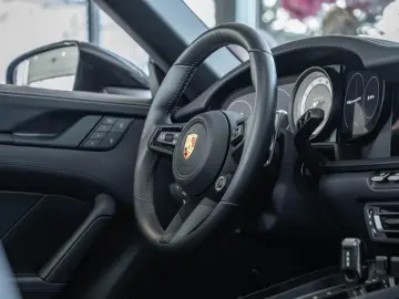 PORSCHE 992.1 GTS Cabriolet   2. Hand   Approved 01 27