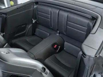 PORSCHE 992.1 GTS Cabriolet   2. Hand   Approved 01 27