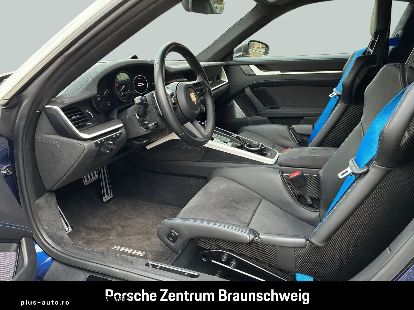 PORSCHE 992 911 Dakar Burmester HA-Lenkung Sportabgas