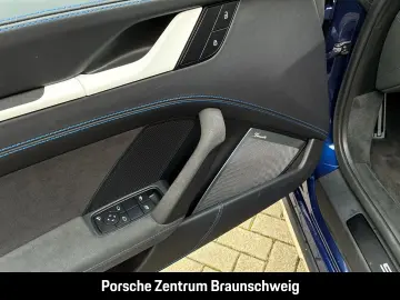 PORSCHE 992 911 Dakar Burmester HA-Lenkung Sportabgas