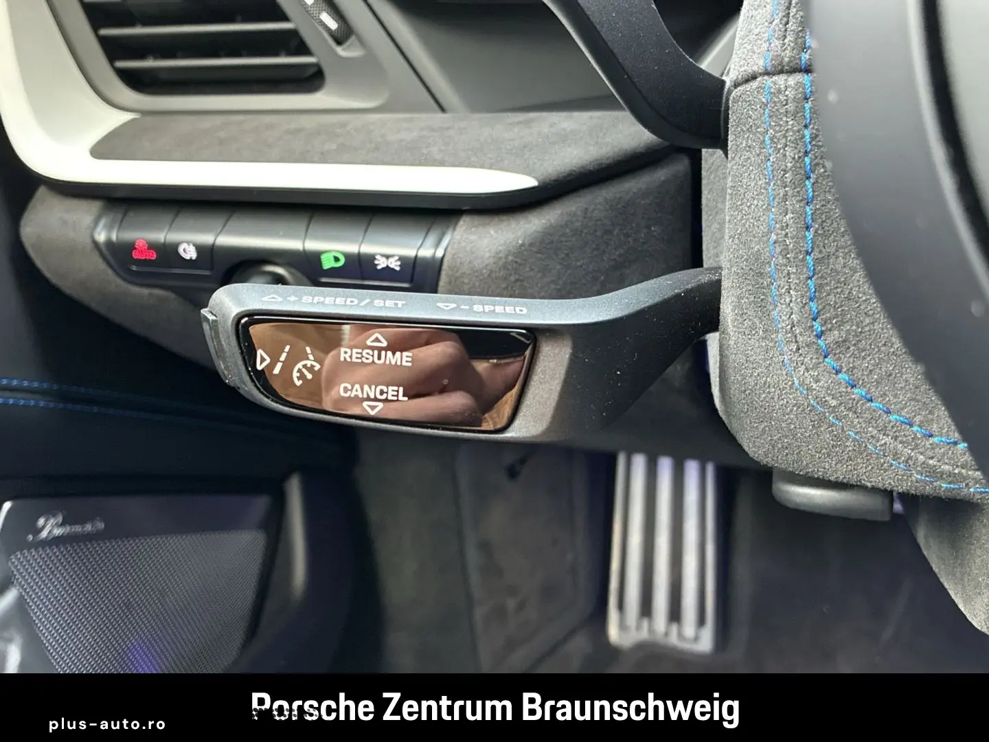 PORSCHE 992 911 Dakar Burmester HA-Lenkung Sportabgas