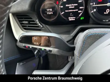 PORSCHE 992 911 Dakar Burmester HA-Lenkung Sportabgas