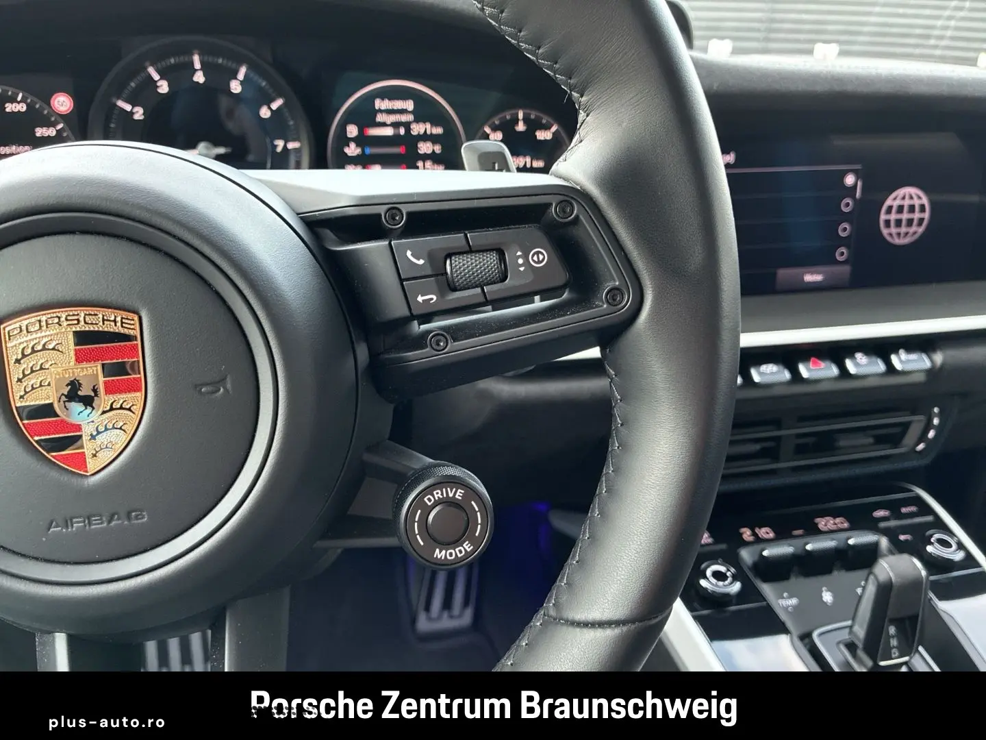 PORSCHE 992 911 Dakar Burmester HA-Lenkung Sportabgas